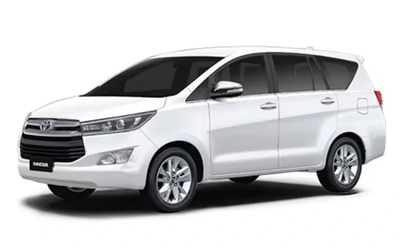 Innova Car Rental in Jaisalmer